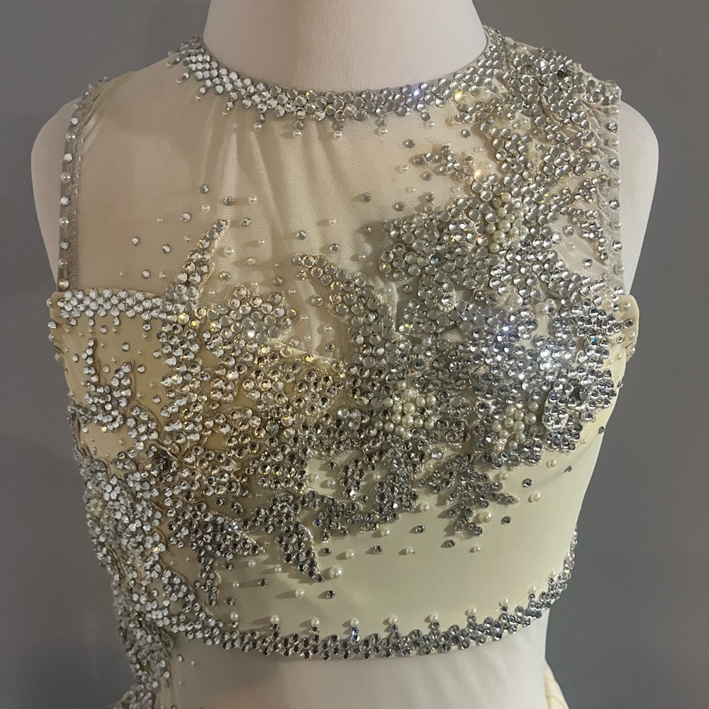 Cream, Silver and Pearl Embellished Contemporary Competition Dance Costume AS - Picture 6 of 7
